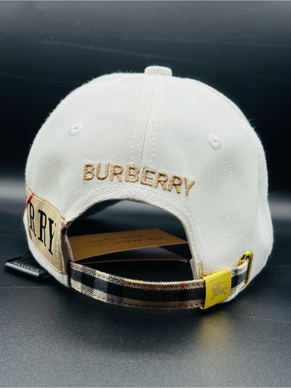 Burberry Cap - Picture 4 of 7